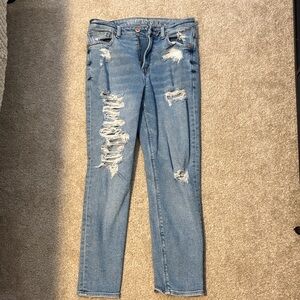 Distressed AE Women's Jeans